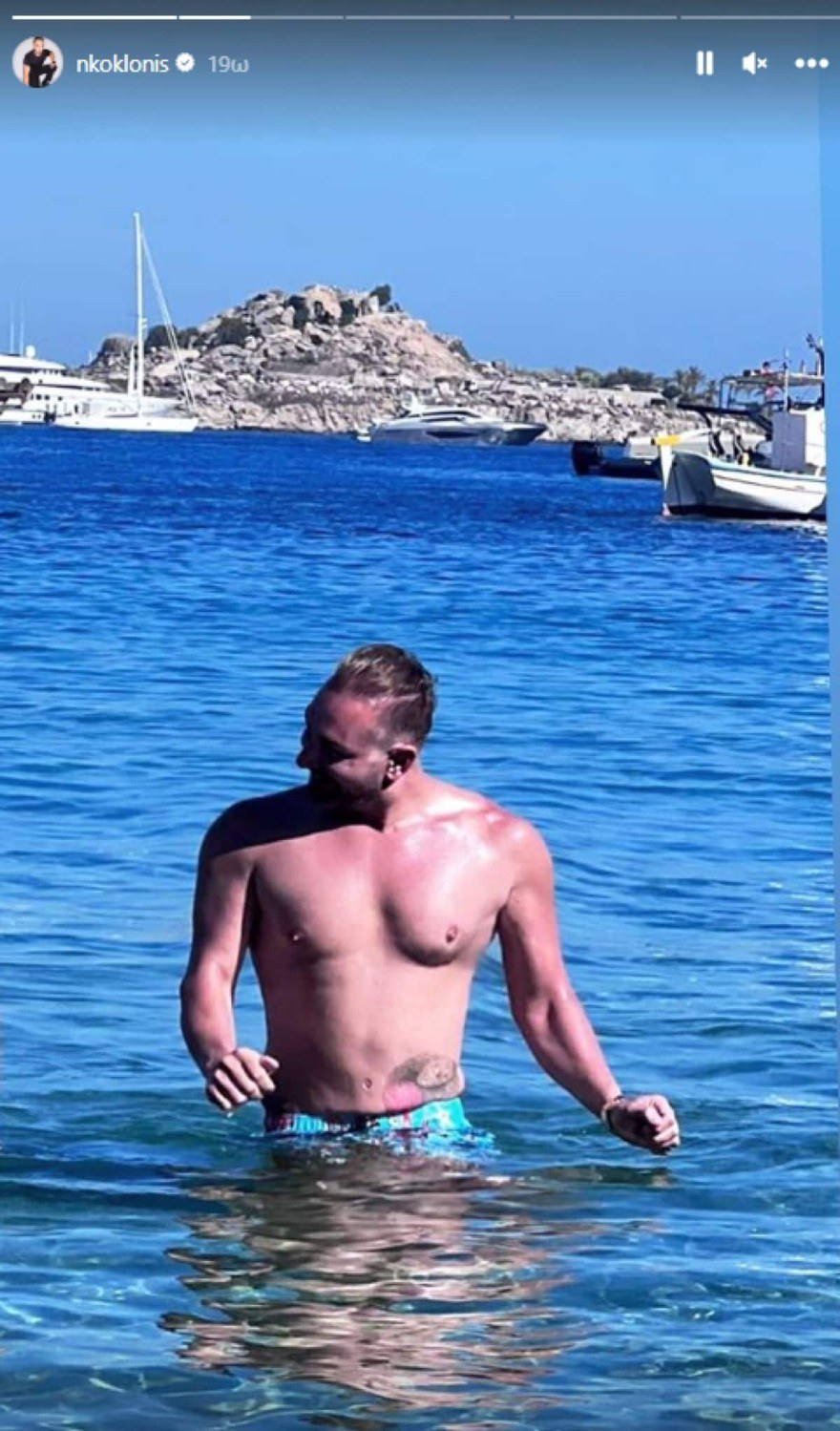 Νίκος Κοκλώνης μαλλί