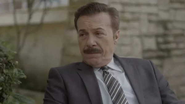 Ο Παράδεισος των κυριών: Ο Χριστόφορος ζει - Επιστρέφει από την κόλαση που ζει