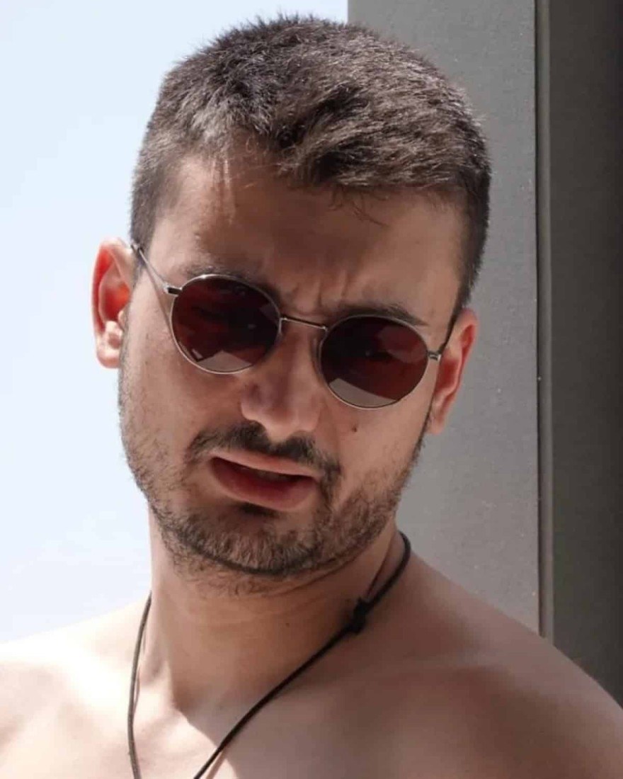 Νίκος Χατζηνικολάου γιος