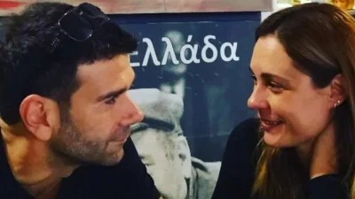 Γεμάτο πίνακες, με κίτρινη κουζίνα, ρετρό και vintage στοιχεία - Φωτογραφίες από τη μονοκατοικία της Θάλειας Ματίκα και του Ιορδανίδη στο Χαλάνδρι