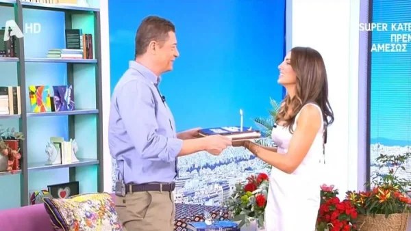 Happy Day: Έκπληξη στο πλατό για τα γενέθλια του Αντώνη Σρόιτερ - Συγκινημένος στην αναφορά για τα παιδιά του