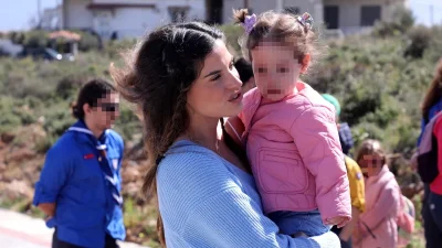 Ολόκληρα κορίτσια οι δίδυμες κόρες του Σάκη Τανιμανίδη & της Χριστίνας Μπόμπα - Το άθλημα που ξεκίνησαν