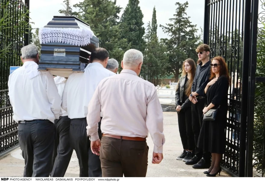κηδεία Αία Μανθόπουλου
