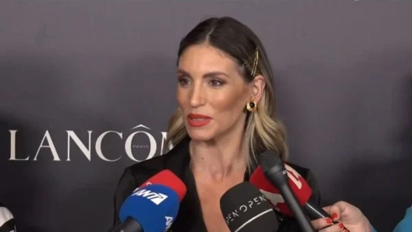 «Έχω μιλήσει μαζί της, δεν έχει...» - Η αποκάλυψη της Αθηνάς Οικονομάκου για τη νέα εκπομπή της Βάσως Λασκαράκη