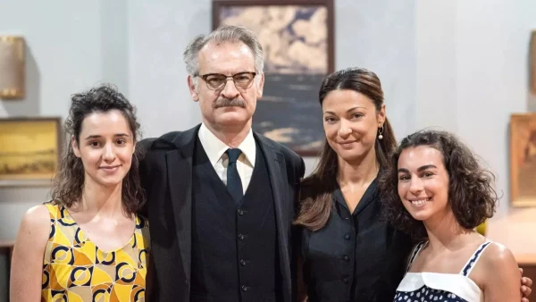 Ηλέκτρα (5/10): Πουλάει στον εχθρό του το τρίτο του παιδί - Πανικός!