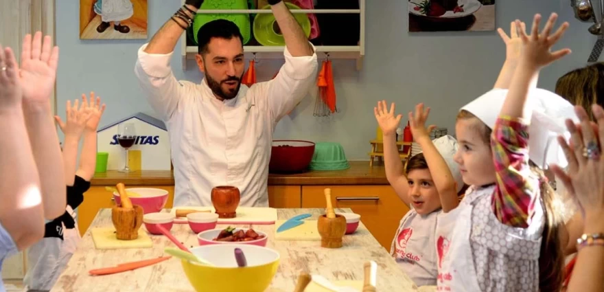 kids cooking