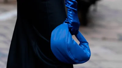 Βάλε τον κορσέ στην γκαρνταρόμπα σου