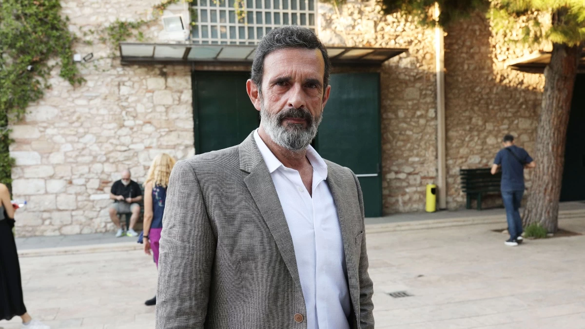 Λεωνίδας Κακούρης: «Στην περίπτωση του δυστυχήματος...» - Η εξομολόγηση ψυχής του ηθοποιού για το θάνατο του πατέρα του στον Κώστα Τσουρό