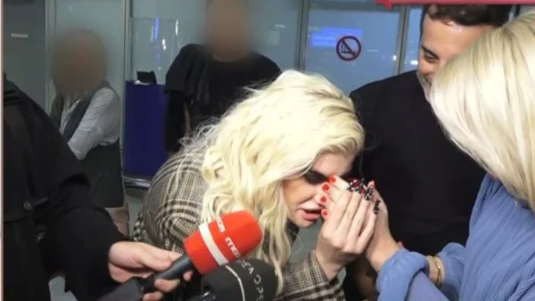 «Ανοίγετε θέματα για να βάλετε να μαλώσουν η μία με την άλλη» - Αποχώρησε εκνευρισμένη από τις κάμερες η Σοφία Χατζηπαντελή