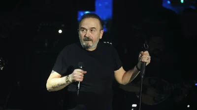 Μελαχρινή και κούκλα η κόρη του Σταμάτη Γονίδη από τον δεύτερο γάμο του - Στα χνάρια του πατέρα της