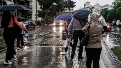 Ξεκινάει η κακοκαιρία από σήμερα Παρασκευή 17/11 - Πτώση θερμοκρασίας, άνεμοι και βροχές
