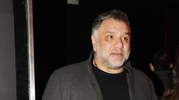 «Κόντεψα να καταστρέψω τη ζωή μου με τα φάρμακα» - Η εξομολόγηση του Γρηγόρη Αρναούτογλου για την "μάχη" με τα κιλά