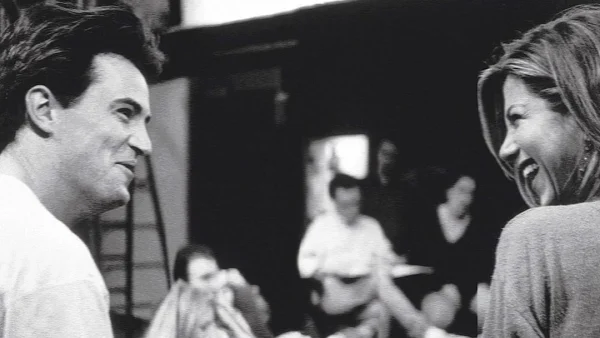 Matthew Perry: Η "Ρέιτσελ" αποχαιρέτησε τον "Τσάντλερ" - Η συγκινητική ανάρτηση της