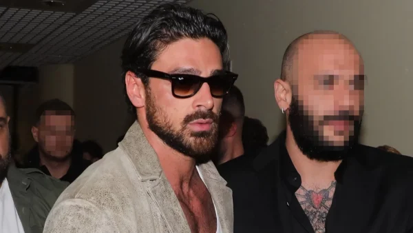 Χιλιάδες αντιδράσεις κάτω από την ανάρτηση του Μικέλε Μορόνε μετά την εμφάνισή του στο Madwalk