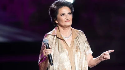 Άλκηστις Πρωτοψάλτη: Η ερμηνεία του τραγουδιού ''Άδωνις'' χωρίς τη λέξη ''χοντρή'' - Με τι την αντικατέστησε (Βίντεο)
