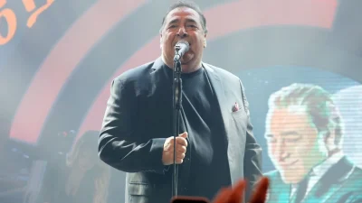 Βασίλης Καρράς: «Σήμερα κλαίω! Καλό σου ταξίδι» - Καταρρακωμένος ο βαφτισιμιός του