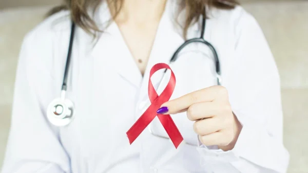 1η Δεκεμβρίου: Παγκόσμια ημέρα κατά του AIDS - 42 χρόνια μετά την εμφάνιση της νόσου