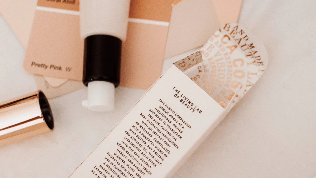 Αυτό το concealer κοστίζει κάτω από 5 ευρώ & είναι ό,τι πιο value for money κυκλοφορεί τώρα!