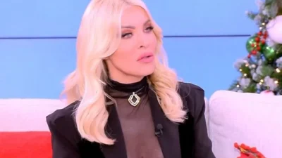 «Κανείς δεν...» - Ο γιατρός που ερωτεύτηκε η Κατερίνα Καινούργιου και εξαφανίστηκε