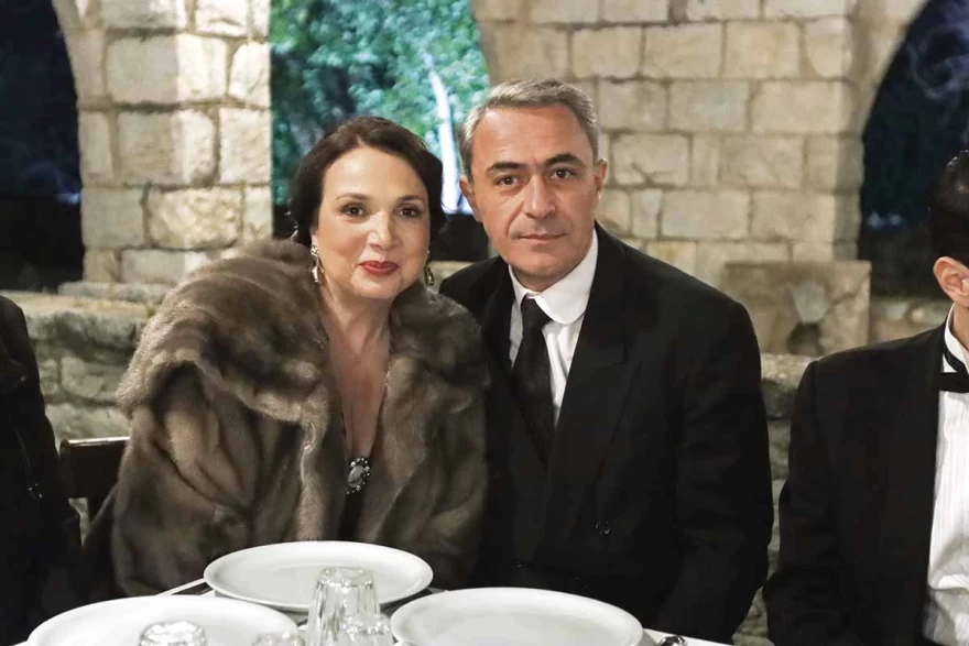 Χριστίνα Αλεξανιάν, Θανάσης Κουρλαμπάς