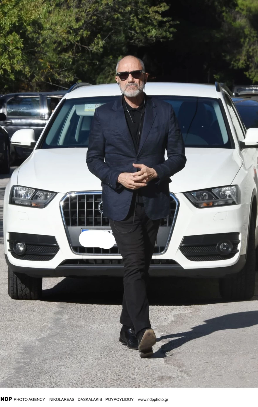 Γρηγόρης Βαλλιανάτος