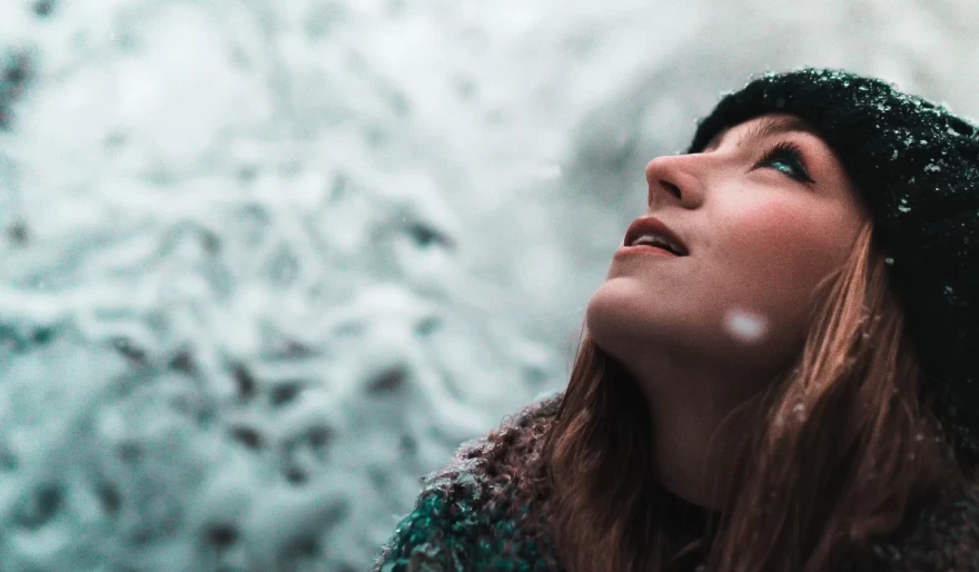 woman_snow_skin