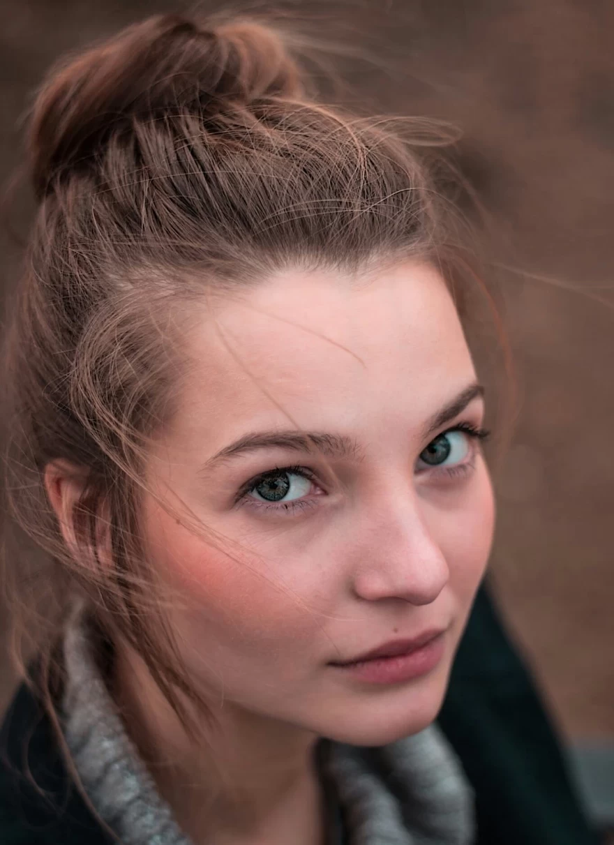 eyecream_woman