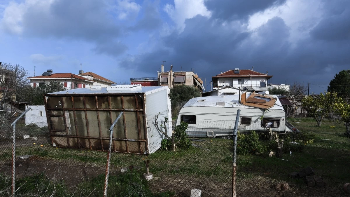 Νέο έκτακτο δελτίο επιδείνωσης καιρού: Στο "κόκκινο" πολλές περιοχές της Ελλάδας - Που θα "χτυπήσει" η κακοκαιρία μέχρι αργά το βράδυ σήμερα 7/1