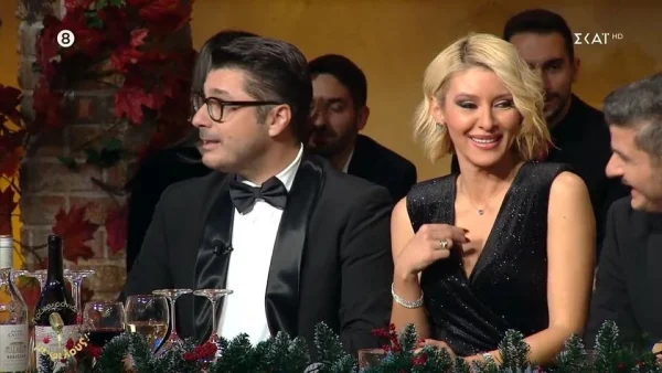 «Τι τον φέρατε ρε παιδιά;» -  "Πάγωσε" το πλατό του ΣΚΑΙ με την επική ατάκα του Λάμπρου Κωνσταντάρα για το νέο έτος