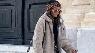Αυτά είναι τα παντελόνια που θα (ξανα)δούμε παντού τους επόμενους μήνες