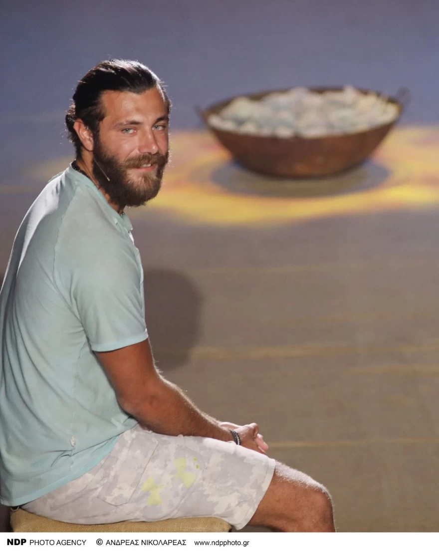 Survivor - Μπάρτζης - Καρφώνει - Ασημίνα