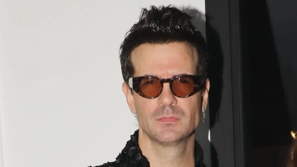 Νίνο: «Θα παντρευτώ μια μπανιέρα και θα υιοθετήσω ένα...» - Η ανάρτηση που προκάλεσε αντιδράσεις