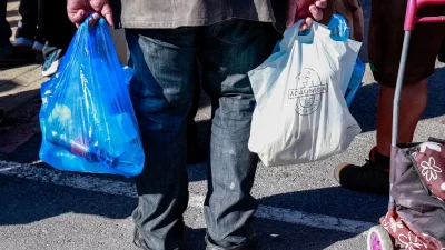 Κραυγή βοήθειας γνωστού Έλληνα ηθοποιού: «Ζω με το συσσίτιο της εκκλησίας!»