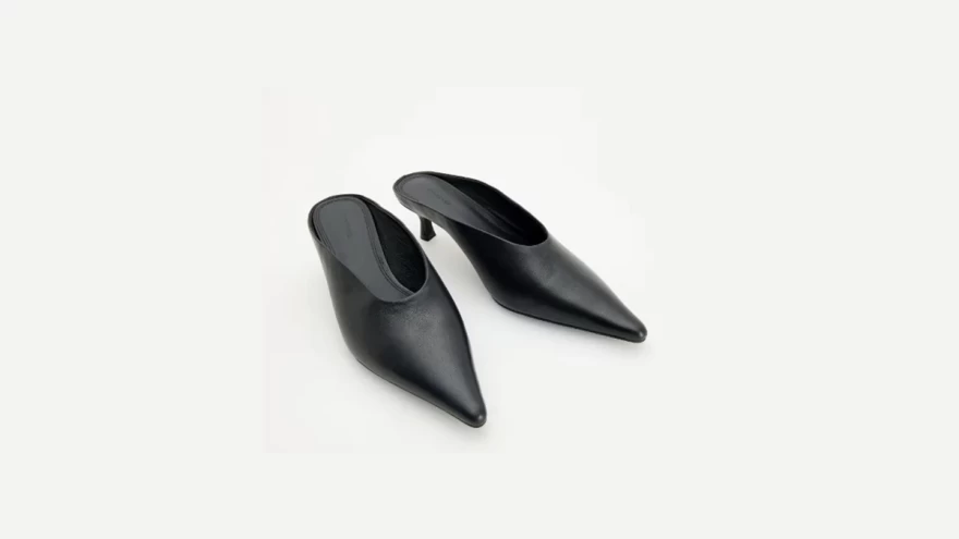 μαύρα mules