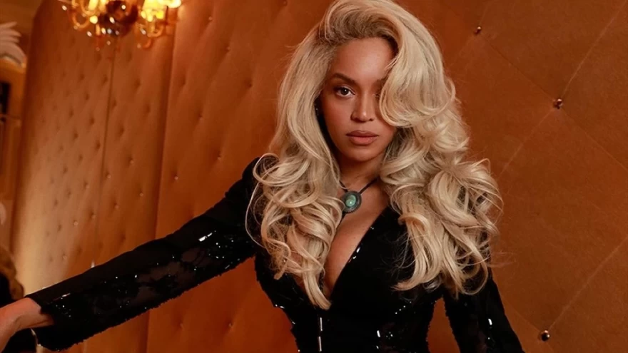 Η beyonce με πλούσια μαλλιά με όγκο