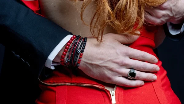 Chrysostomos jewels: Χειροποίητα ανδρικά κοσμήματα που θα εντυπωσιάσουν