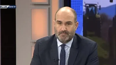 Δημήτρης Μαρκόπουλος: «Δέχομαι απειλητικά μηνύματα με φωτογραφίες των παιδιών μου» - ''Παγωμάρα'' στον αέρα του Blue Sky