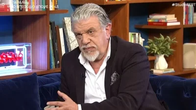Γιάννης Βούρος: «Τι έκανα 43 χρόνια; Ήμουν εγκλωβισμένος να είμαι σε μια...»  - Συγκινεί με την εξομολόγησή του