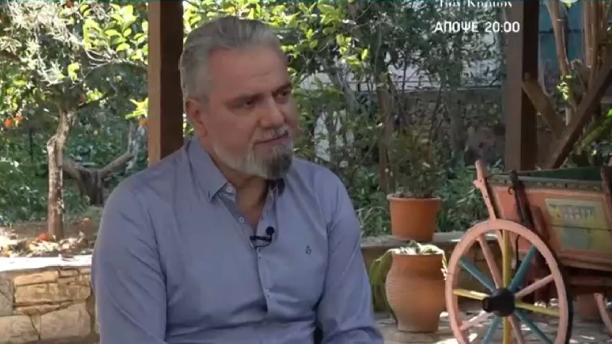 Συγκινεί ο Μάνος Πετούσης: «Η μαμά μου είχε άνοια - Έχω κλάψει τόσο πολύ γι' αυτήν το προηγούμενο διάστημα»