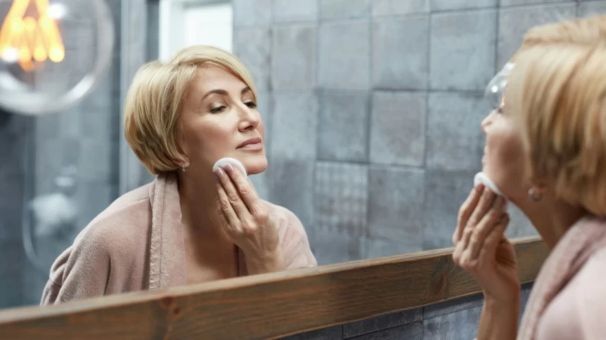 skincare_mirror