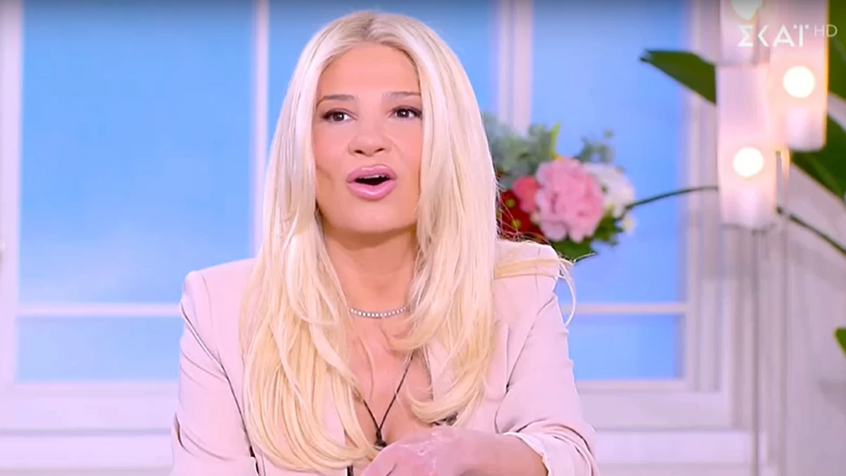 Φαίη Σκορδά: «Εγώ μια μέρα θα γράψω βιβλίο» - Το "καρφί" στους συνεργάτες της στον αέρα του Fay's Time