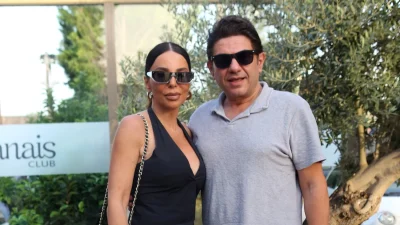 Παντρεύεται πολύ γνωστός τραγουδιστής - Κουμπάροι η Κέλλυ Κελεκίδου και ο Νίκος Κουρκούλης