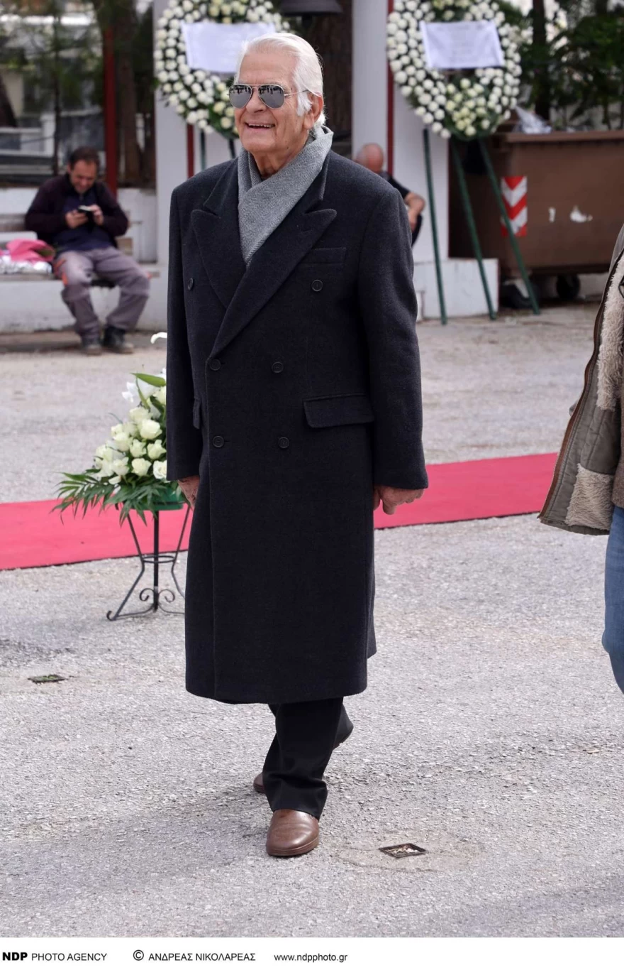 ΚΩΣΤΑΣ ΠΡΕΚΑΣ ΣΤΗΝ ΚΗΔΕΙΑ ΤΗΣ ΤΕΤΗΣ ΣΧΟΙΝΑΚΗ