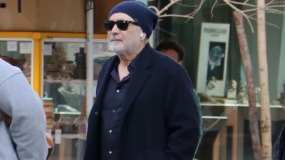 Λάκης Λαζόπουλος: Η πρώτη αντίδραση στην κάμερα μετά την κατακραυγή από τις ψυχαγωγικές εκπομπές