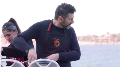 MasterChef 8: «Αγόρι μου χαλάρωσε λίγο...»  - Ανέβηκαν οι τόνοι ανάμεσα σε Νίκο και Γιάννη (13/3)