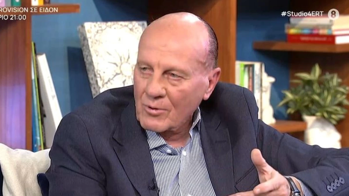 Μίμης Δομάζος: «Τώρα έχω άλλη οικογένεια! Δεν θέλω να...» - Αμηχανία στο Στούντιο 4 με την αντίδρασή του σε ερώτηση για τον γάμο με την Βίκυ Μοσχολιού