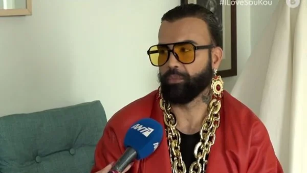 "Κόλαφος" ο Περικλής Κονδυλάτος: «Δεν θέλω να γίνομαι βορά στον κάθε αμόρφωτο πανελίστα! Πολλοί κάνουν καριέρες ως γκέι, ως υπέρβαροι… Υπάρχουν κι άλλες ιδιότητες σε αυτή τη ζωή»