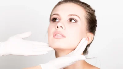 Αυτά είναι τα καλύτερα & πιο αποτελεσματικά skincare tips για όμορφη & λαμπερή επιδερμίδα- Τα συνιστούν και οι δερματολόγοι!