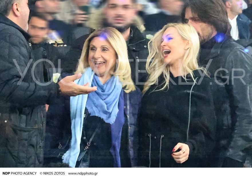 Βίκυ Κάβουρα πεθερά γήπεδο