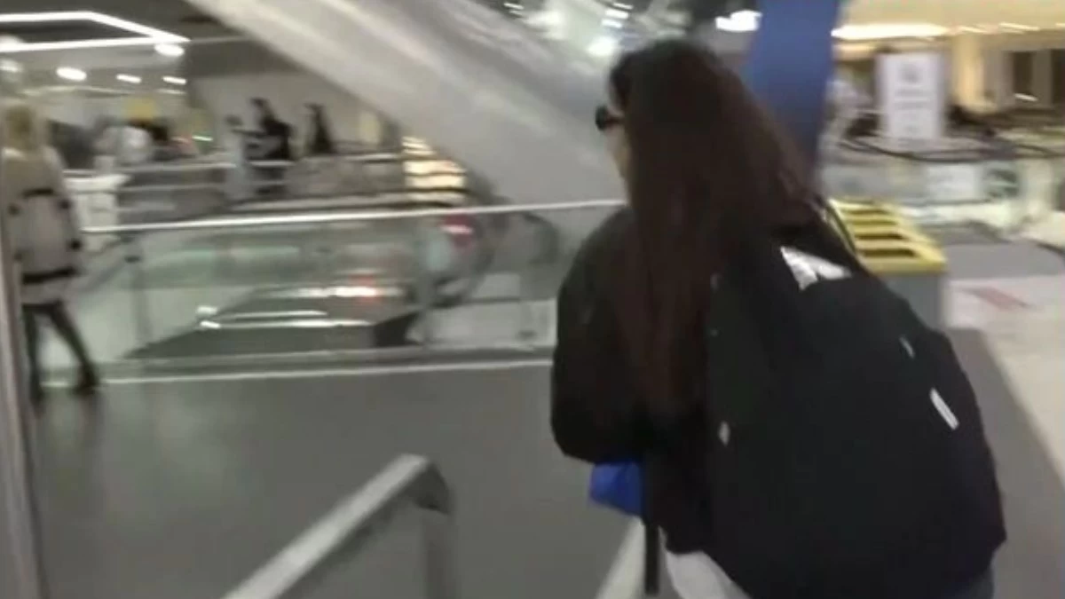 Μαρίνα Σάττι: H πρώτη δημόσια εμφάνιση μετά το θάνατο του μπαμπά της (Βίντεο)